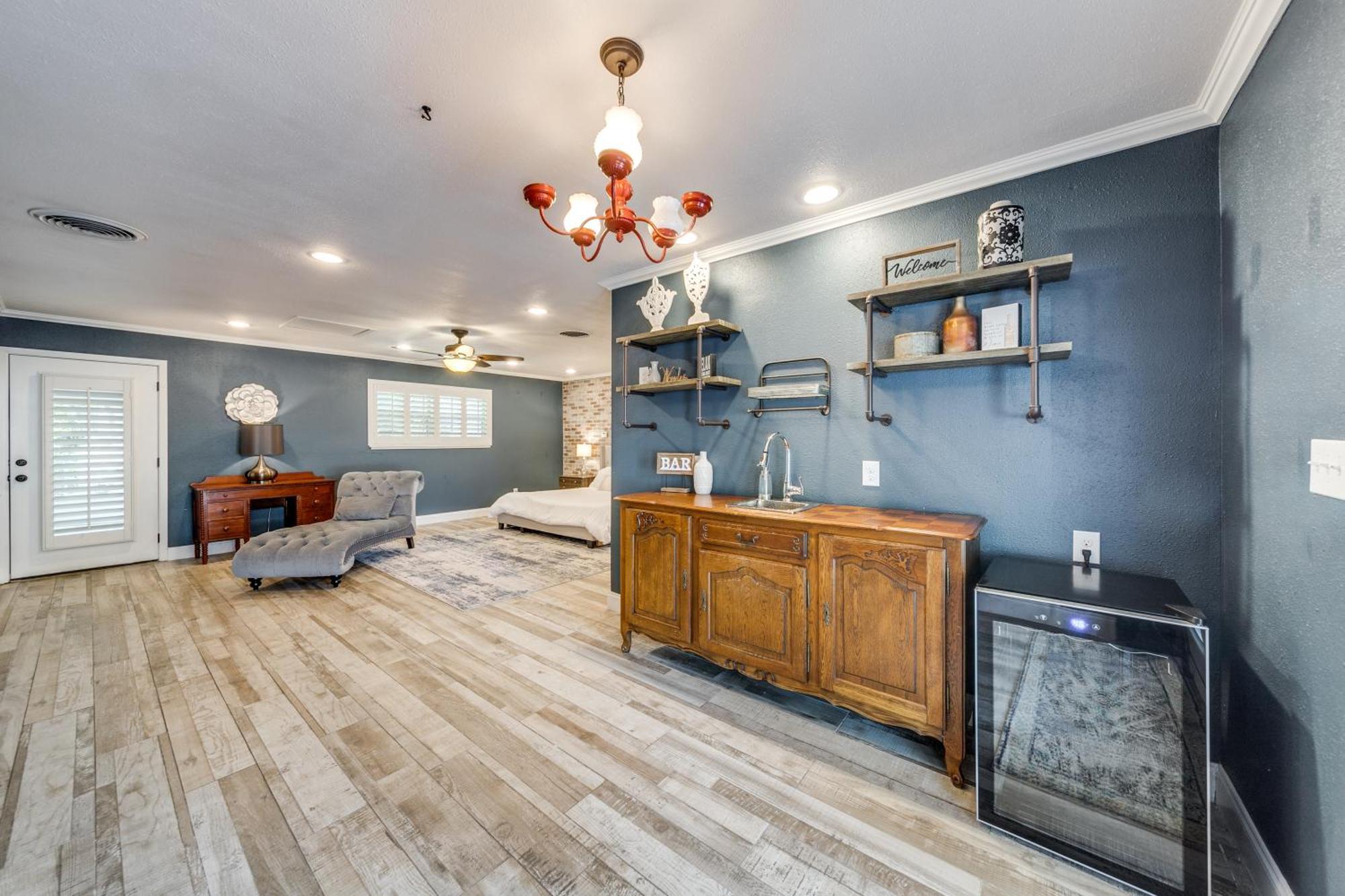 Charming Pet Friendly 4 Bdrm Home Mins To Main St And Wineries Fredericksburg Exterior photo